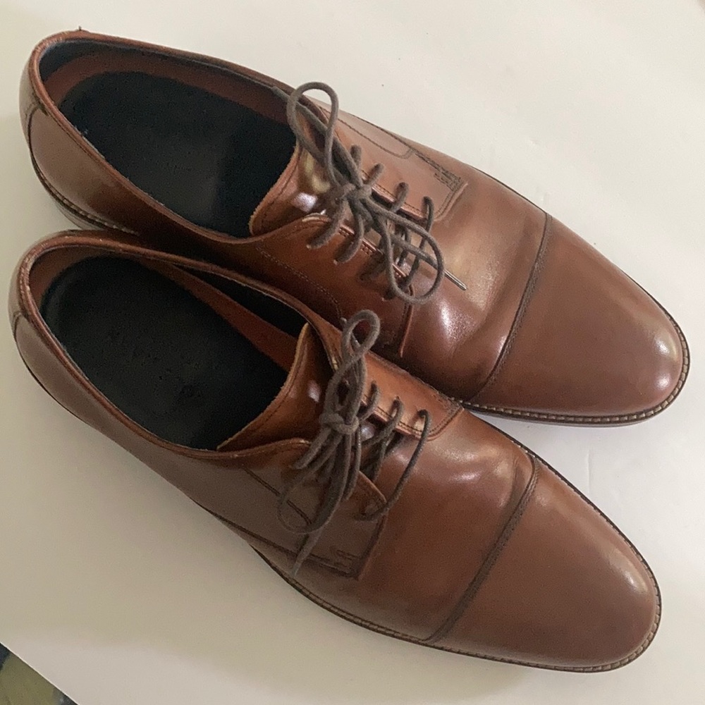 Cole Haan men’s Oxford brown shoes size 8.5 M